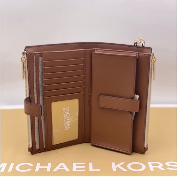 Michael Kors DoubleZip Wristlet Wallet Vanilla NWT - Picture 4 of 11